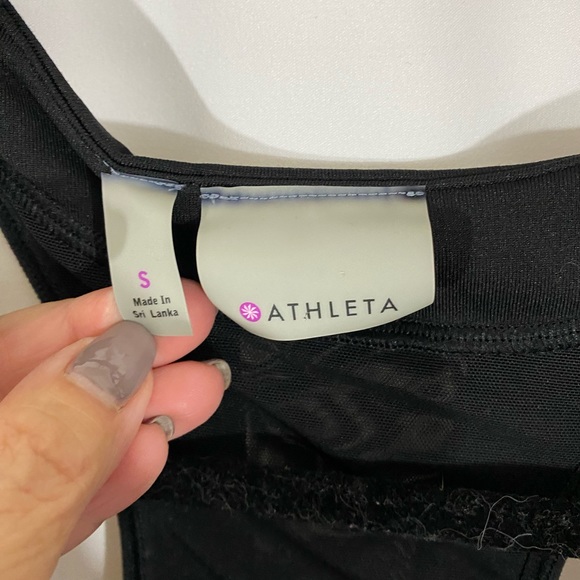 Athleta Razorback Bra In Tank Top - Picture 4 of 7